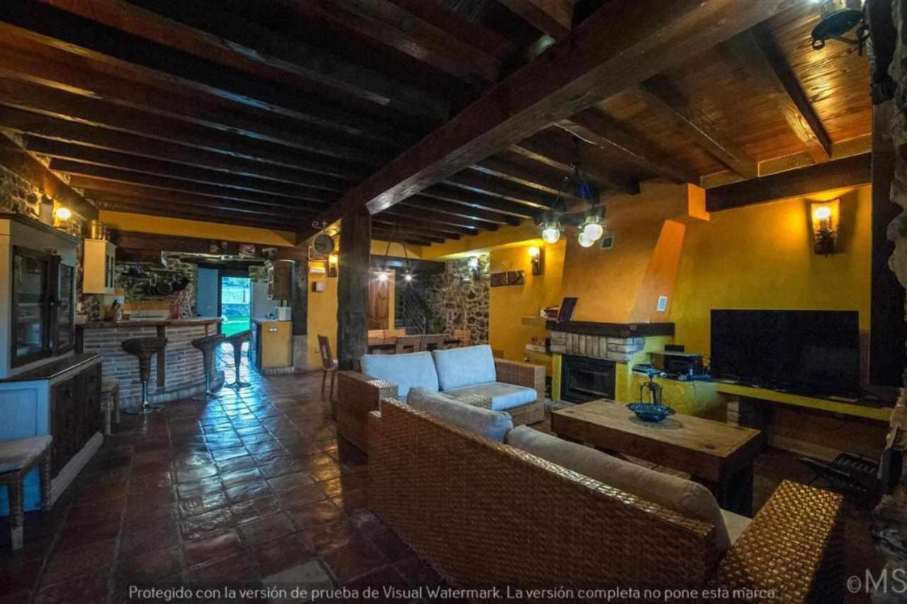 Casa Rural La Corva Triollo Exteriör bild